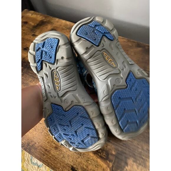 Keen Blue Water Shoes | Size 3 - Picture 6 of 7